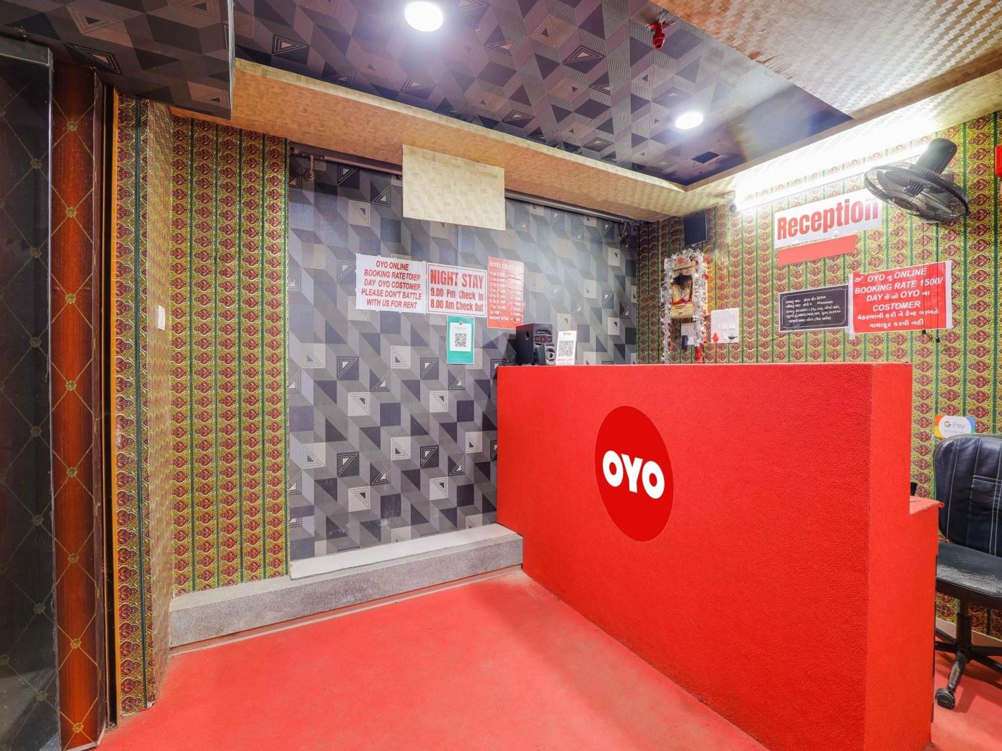 Hotel O Green City Surat Esterno foto