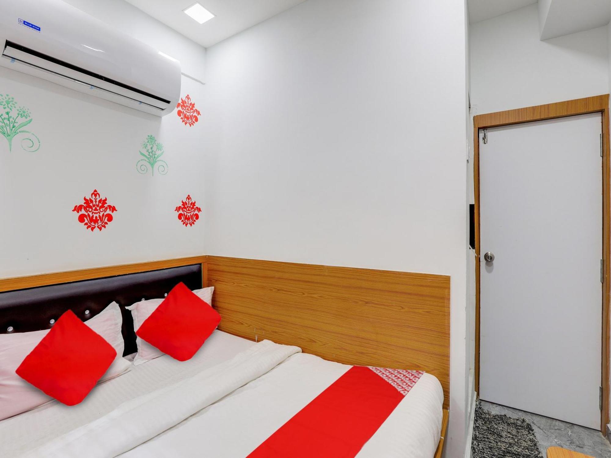 Hotel O Green City Surat Esterno foto